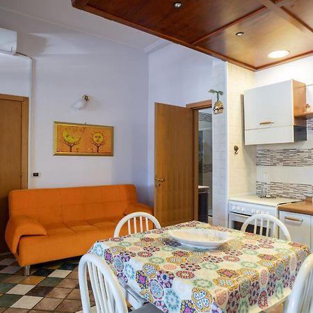 La Casa Di Luca - By Host4U Apartment Pulsano Ngoại thất bức ảnh