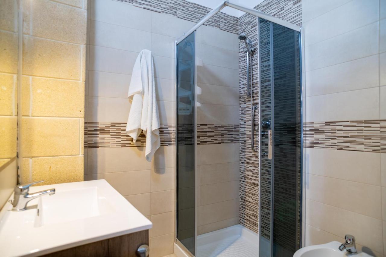 La Casa Di Luca - By Host4U Apartment Pulsano Ngoại thất bức ảnh
