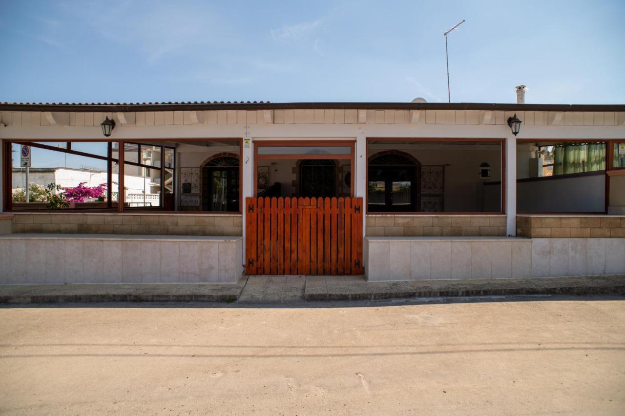 La Casa Di Luca - By Host4U Apartment Pulsano Ngoại thất bức ảnh
